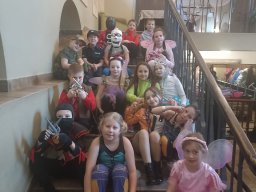 Bal karnawałowy na Zamku w Toszku klas 1b, 1c, 2c